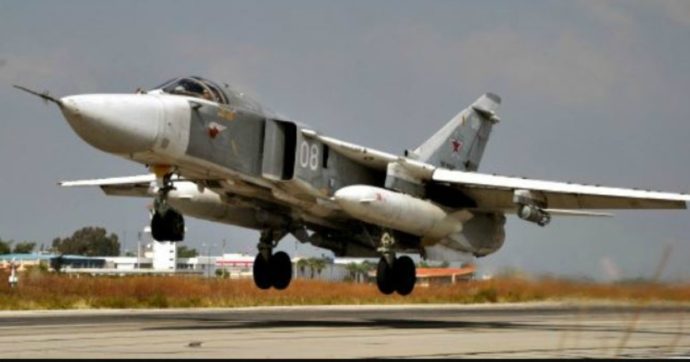 Caccia russo affianca aereo Marina italiana su Mar Nero: “No violazioni confine”. Ma Difesa smentisce