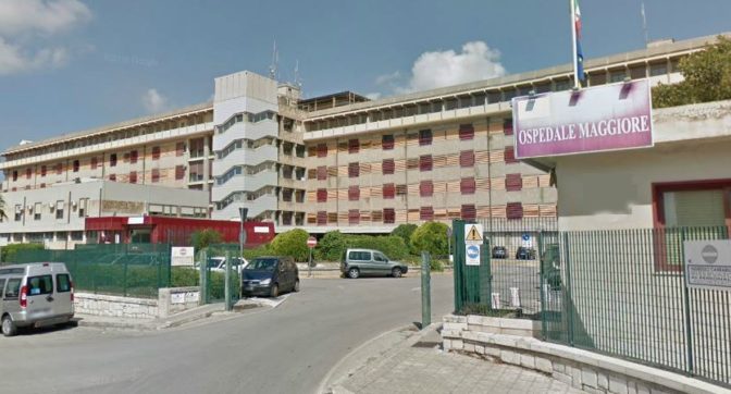 Bimbo di un anno morto a Modica: “Lividi sul corpo”. Fermato il convivente della madre