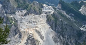 Copertina di Regionali Toscana, le Alpi Apuane dimenticate dai programmi elettorali. Eppure le cave sono un problema – LA LETTERA