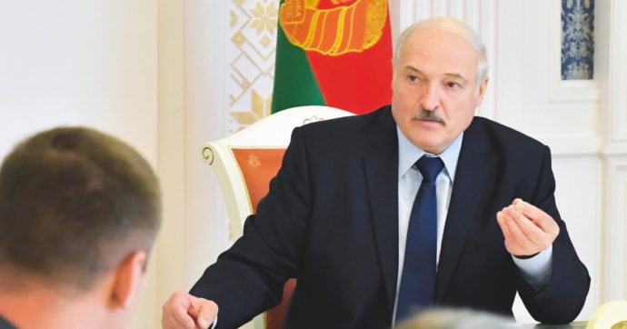 Bielorussia, il Parlamento Ue non riconosce Lukashenko (con l’astensione della Lega). “Indagine internazionale per Navalny”
