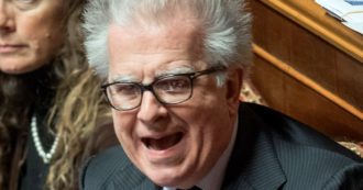 Copertina di Pace in tribunale, ma solo a parole: le querele restano