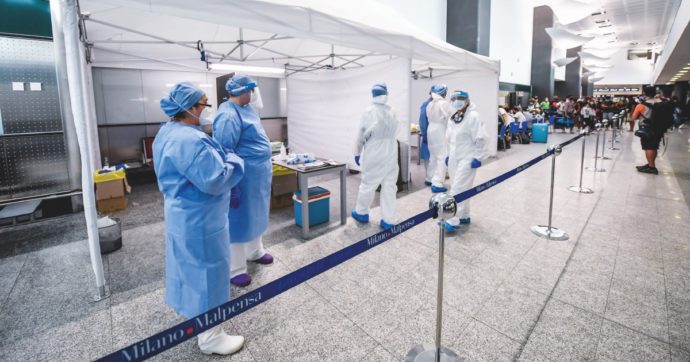 Regalo di Gallera ai privati. I test affidati al San Donato