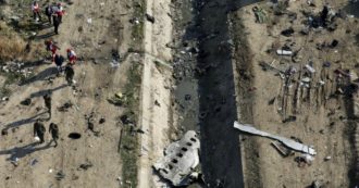 Copertina di Boeing ucraino abbattuto in Iran, per 19 secondi le scatole nere continuarono a registrare le voci dei piloti