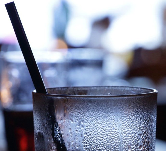 “Club Soda” è il primo bar di Londra dedicato agli astemi: “Qui anche bevande modificatrici dell’umore”
