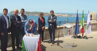 Copertina di Ventotene, fermi i 70 milioni per il carcere borbonico: 1,6 usati solo per la cerimonia