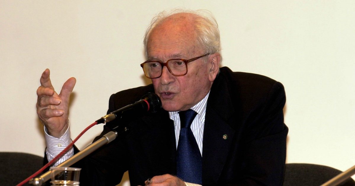 Arrigo Levi, è morto il famoso giornalista: fu direttore de La Stampa ma anche consigliere di due Presidenti
