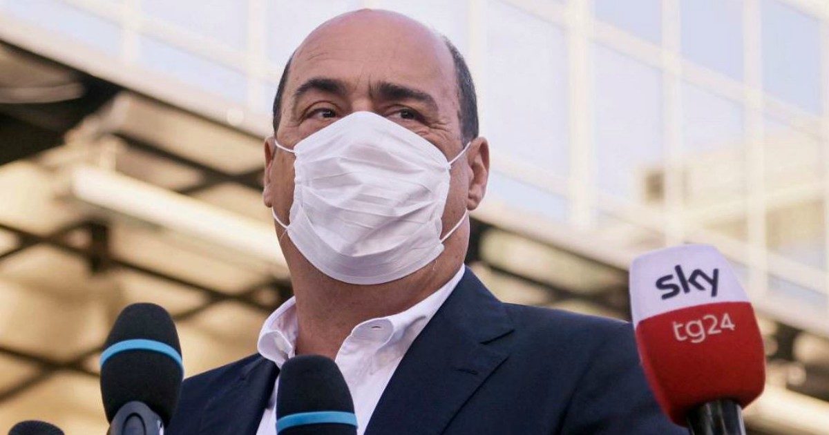 Zingaretti chiede garanzie per il Sì del Pd al taglio dei parlamentari: “Maggioranza lo faccia coincidere con le modifiche ai regolamenti”
