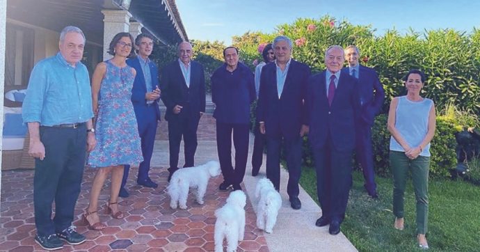 Scatta il panico ad Arcore “Ma Silvio è negativo”