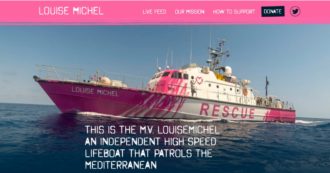 Migranti, 89 persone salvate nel Mediterraneo dalla nave dell’artista Banksy: la storia della “motovedetta rosa” Louise Michel