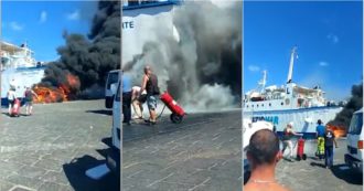 Copertina di Paura nel porto di Ponza, esplode un motoscafo dopo il rifornimento. Padre, madre e figlia si salvano gettandosi in mare: il video