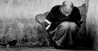 Copertina di La vera follia fu far tornare i folli a casa: vittime due volte