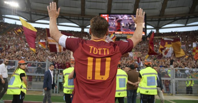 “Mi chiamo Francesco Totti”: la storia dell’ex capitano della Roma diventa un film. La sua vita raccontata nella notte prima dell’addio