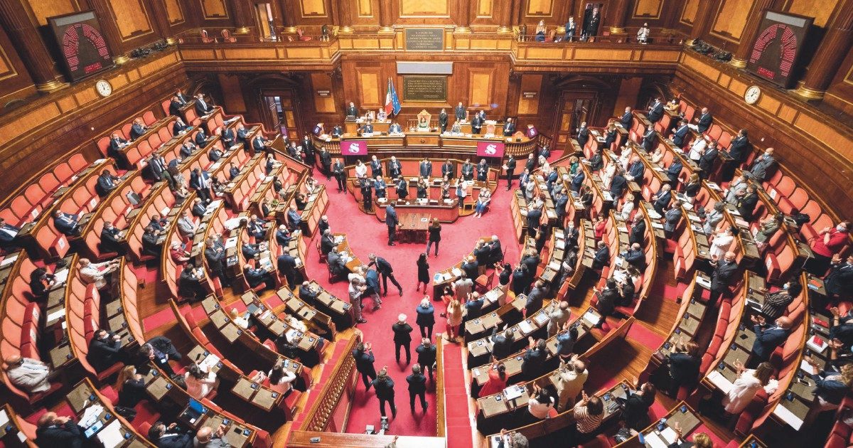 Assenteisti e fannulloni: un terzo dei parlamentari è a tempo perso