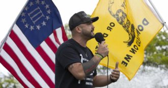 Copertina di Suprematisti tutti casa e preghiere