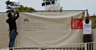 Copertina di Mostra del Cinema di Venezia, là dove si inseguiva lo sguardo di Brad Pitt o di Scarlett Johansson c’è un antidiluviano e buio Vicolo Corto