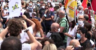 Senatore leghista Pittoni contestato e allontanato dalla manifestazione dei precari della scuola: “No strumentalizzazioni dei partiti”