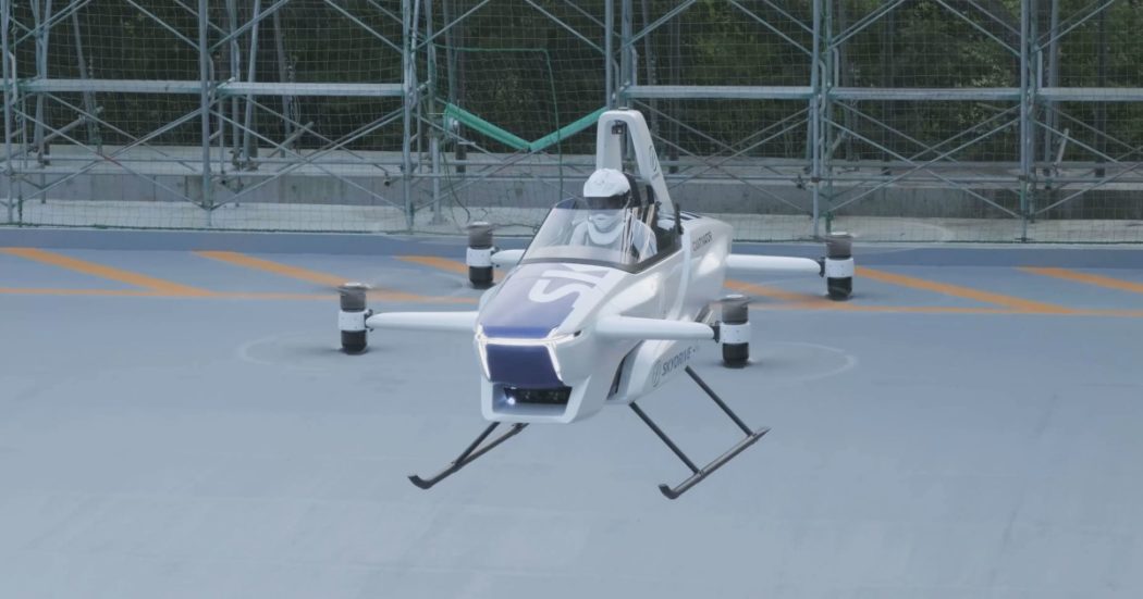 In Giappone il primo test di volo con pilota per SkyDrive, la macchina volante che decongestionerà le città del futuro