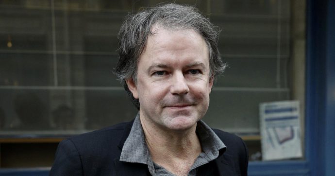 “Charlie prende ancora in giro la stupidità: quella che uccide”