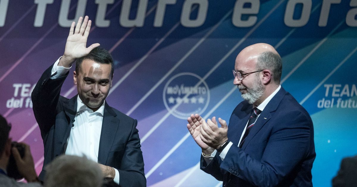 M5s diviso su Draghi, Di Maio: “No agli attacchi, ma la strada è governo politico”. E c’è chi valuta l’appello del Colle. D’Incà: “Andiamo a vedere le carte”