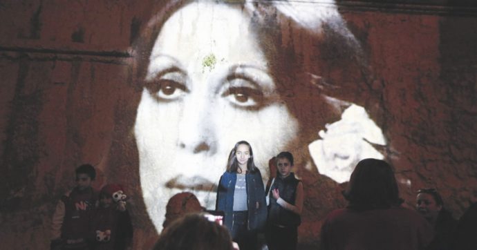 Fayrouz, la voce “turchese” che unisce il Libano in crisi