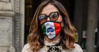 Copertina di Fuggi-fuggi in Senato, c’è Santanchè