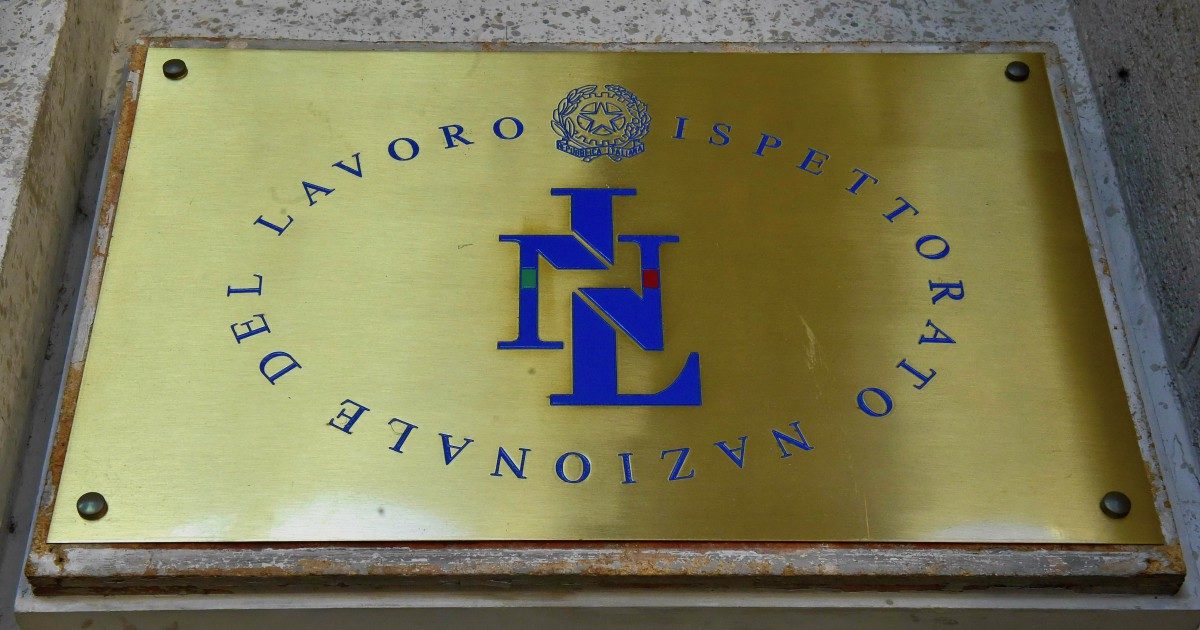 Sicurezza sul lavoro, cosa cambia: allargati all’Ispettorato i poteri di vigilanza delle Asl. Fermo “automatico” per aziende che violano norme