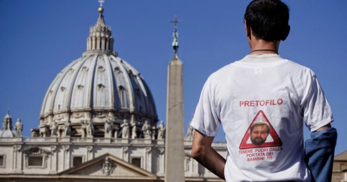 Padre Luca Bucci denunciato per molestie. È il fratello del sindaco della città di Genova