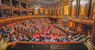 Copertina di Senato, il centrodestra ha un parlamentare in più. Alle suppletive in Sardegna vince Doria, in Veneto il seggio (già di Fdi) va a De Carlo