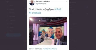 Copertina di Il selfie sorridente di Gasparri con la foto di Willy nello studio tv: polemica sui social e il senatore lo cancella