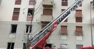 Esplosione vicino a Porta Romana, le prime immagini da Milano: finestre del condominio distrutte e vigili del fuoco al lavoro – Video