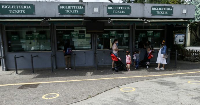 “Venite dalla Sardegna, non potete entrare”: famiglia lasciata fuori dal Bioparco di Roma