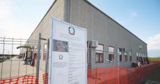 Copertina di La più grande aula-bunker contro la mafia più potente