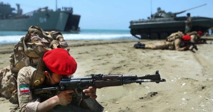 Iran. Giochi di guerra nello Stretto di Hormuz