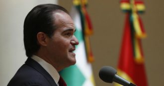 Copertina di Banca Interamericana, con lo statunitense Mauricio Claver-Carone si rompe una tradizione