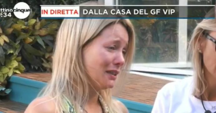 Grande Fratello Vip Flavia Vento In Lacrime A Meno Di 24 Ore Dall Ingresso Non Li Ho Mai Lasciati Da Soli A Mia Madre Non Frega Niente Il Fatto Quotidiano