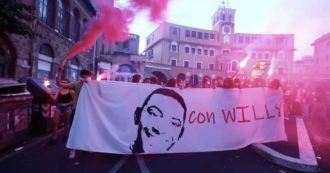 Copertina di Willy, a Roma una fiaccolata per ricordare il giovane ucciso a Colleferro: “Ci batteremo per una giusta pena”