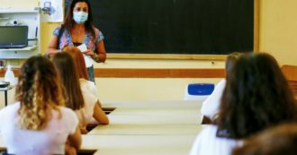 Covid, 18 studenti su 22 positivi in una classe a Taranto: chiude la scuola. Sis 118: “Evento sentinella, servono le visiere anti-droplets”