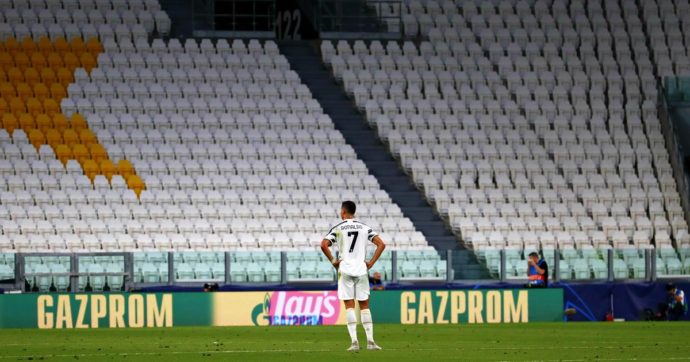 Riparte la Serie A, ma quanti ostacoli da superare: tra stadi (forse) chiusi, calendario obbligato, tamponi e l’ipotesi playoff