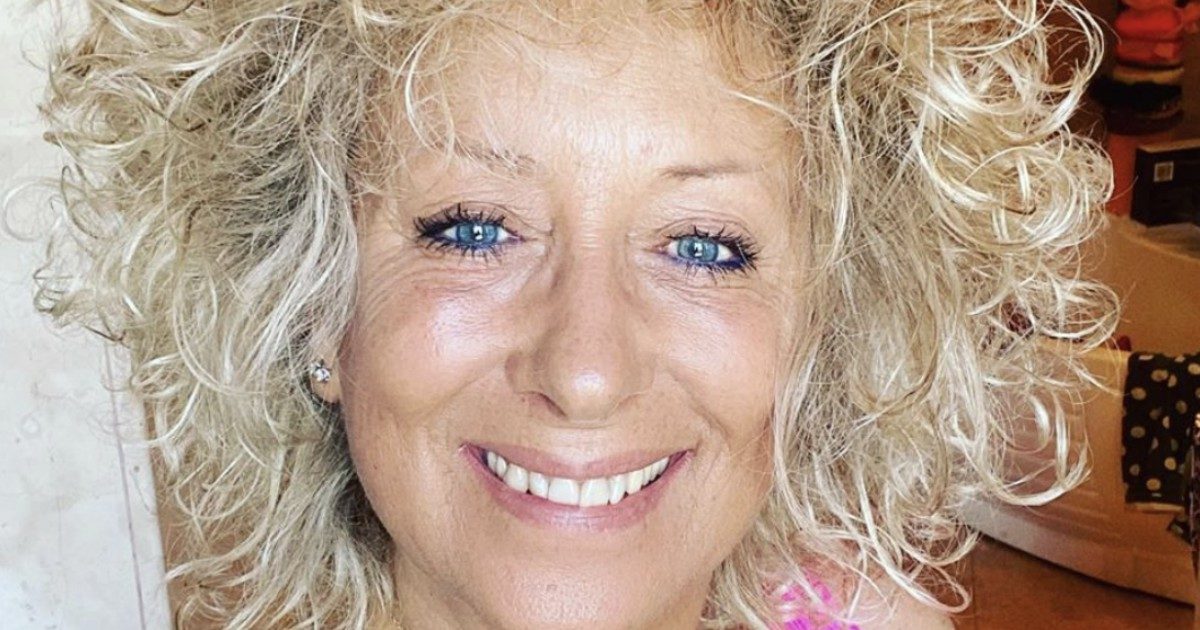 Carolyn Smith a Storie Italiane: “Credevo di aver finito le cure per il cancro ma non è così”