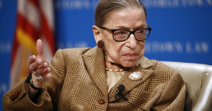 Morta Ruth Bader Ginsburg, addio alla giudice liberal decana della Corte Suprema: si era battuta contro le discriminazioni sessuali