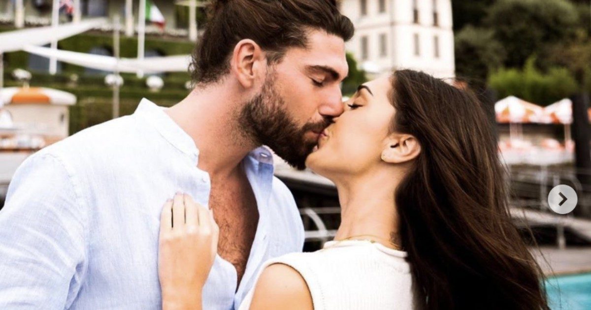 Ignazio Moser e Cecilia Rodriguez, è di nuovo amore? Il bacio appassionato sul lago di Como