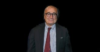 Copertina di Morto Peppino Caldarola, ex direttore dell’Unità. Quando annunciò: “Non scriverò più di politica, oggi è fatta di energumeni”