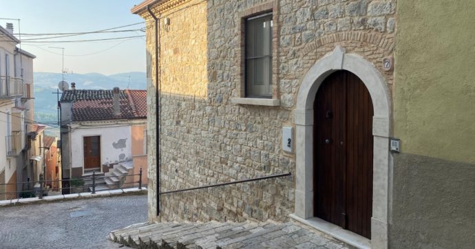 La sfida nel paese di Conte: “Il Sì vince. Emiliano chissà…”