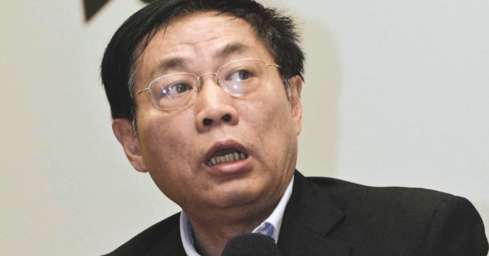 “Xi è un pagliaccio”: 18 anni di carcere all’ex funzionario