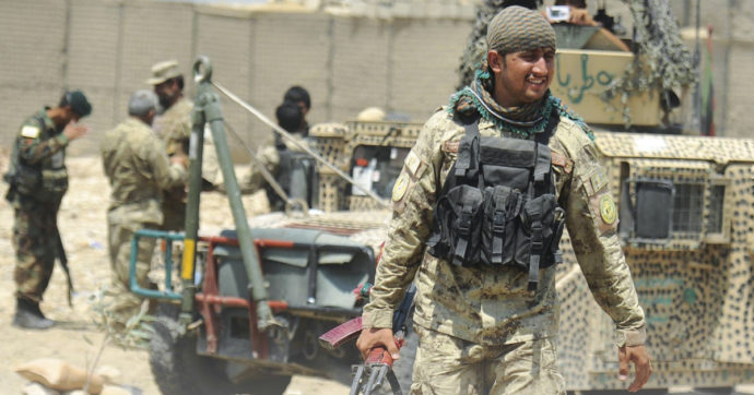 Afghanistan, ancora Kabul sotto attacco. Perché l’instabilità politica la rende obiettivo dell’Isis