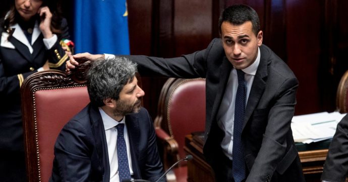 Crisi M5S: Crimi diserta l’assemblea, la Taverna si sfoga contro Casaleggio