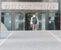 Copertina di Atlantia sfida il governo, Cdp le dà un ultimatum