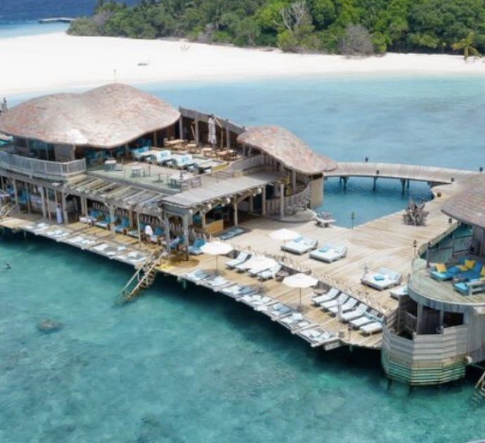 Vuoi andare alle Maldive a fare il libraio? Ecco l’opportunità di lavoro offerta da un resort di lusso