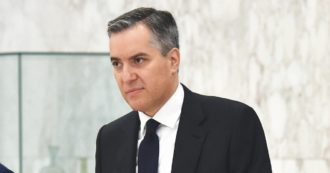 Copertina di Il premier Adib cede e si dimette sotto le pressioni degli sciiti