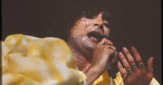 Copertina di Renato Zero 70, buon compleanno a chi da solo inventò il futuro